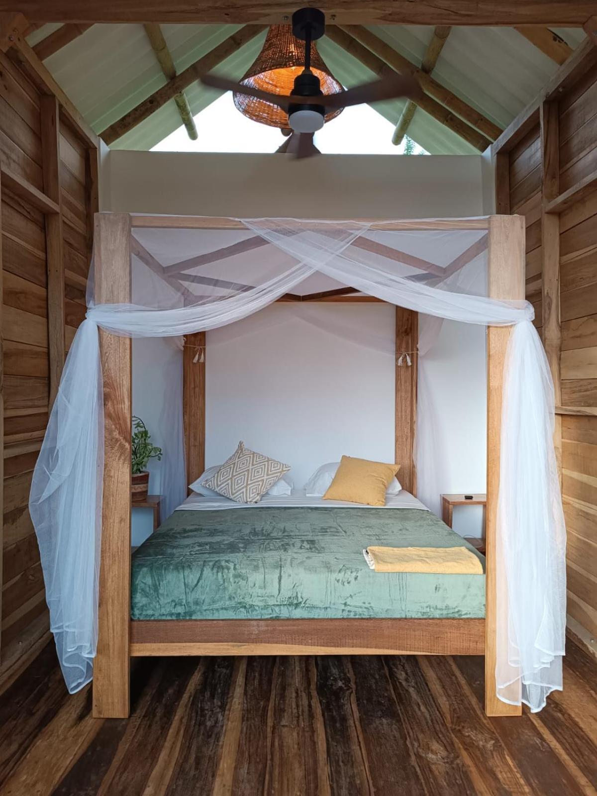 La Mona Eco Cabins 팔로미노 외부 사진